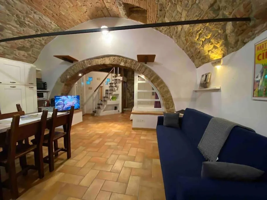 The Cave Villa Sarteano Italy